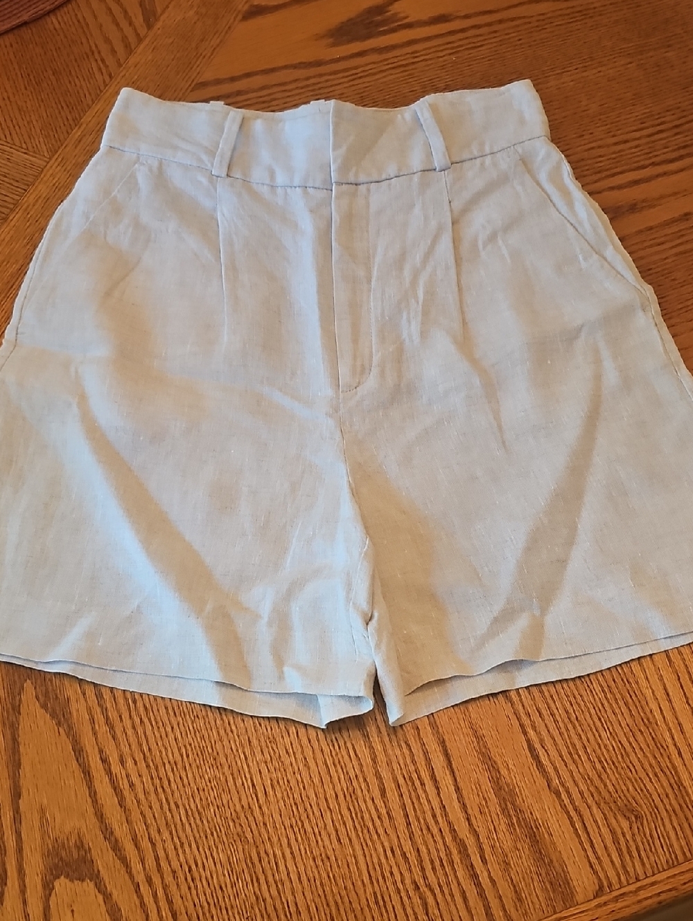 MNG Women's High-Rise Linen Blend Shorts in Light Beige.Size 4